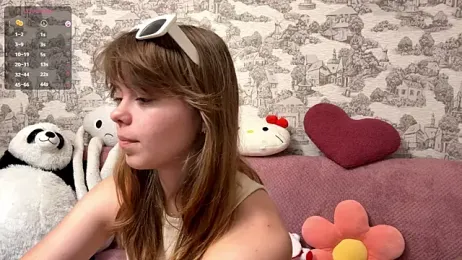 CoralinaEastoy stripchat stream image