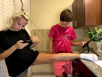 girlfriendmissy stripchat stream image