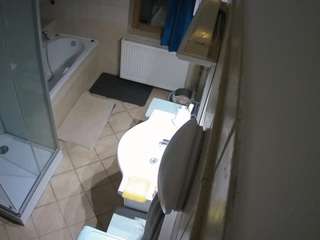 voyeurcam-julmodels-bath-2nd-2 camsoda stream image