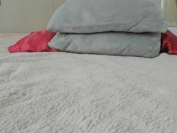 sweetyvikki bongacams stream image