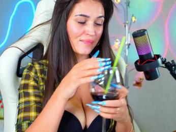 Alinka-chocolatee bongacams stream image