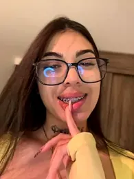 Sarasanders_4 stripchat stream image