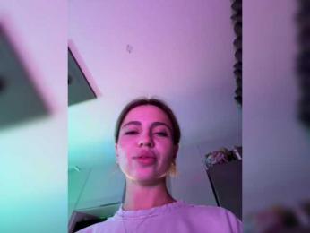 Nataliecroys bongacams stream image