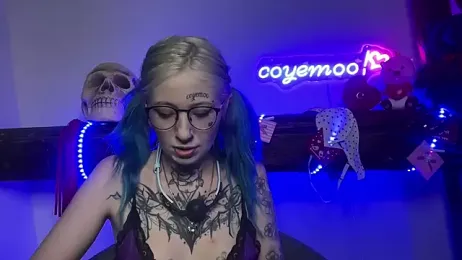 coyemoo stripchat stream image