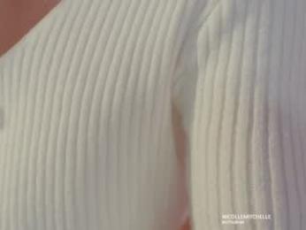 nicolle_mitchelle chaturbate stream image