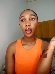 Hannah_107 stripchat stream image