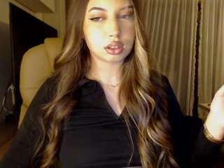annecaroline camsoda stream image