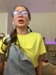 HotCaramellsTV stripchat stream image