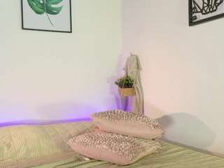 deviildoll camsoda stream image