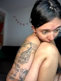 kiaraglam2 stripchat stream image