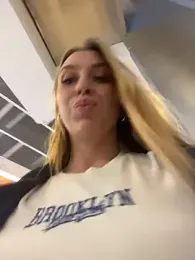 Sweet___Emily stripchat stream image