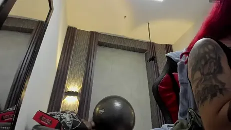 selene_red_ stripchat stream image