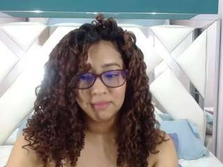 rebeccamils camsoda stream image