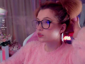 HoneyCherry bongacams stream image