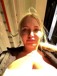 Milkyy_wway stripchat stream image