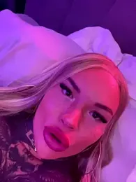 _MelinaCurves_ stripchat stream image