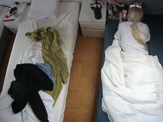 voyeurcam-julmodels-bed-5 camsoda stream image
