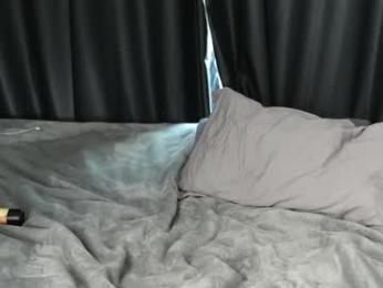 amilia4u chaturbate stream image