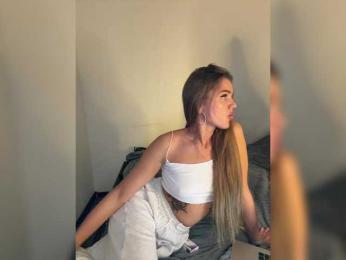 SweetyMia bongacams stream image