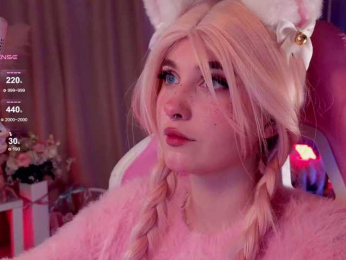 HoneyCherry bongacams stream image