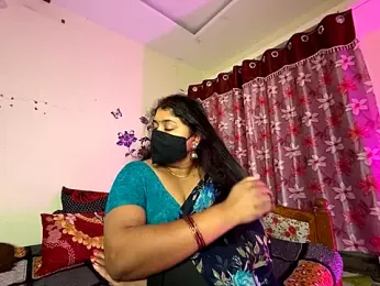 LouleyRanii stripchat stream image