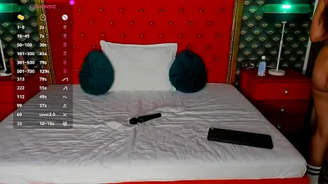 VallerieJones stripchat stream image