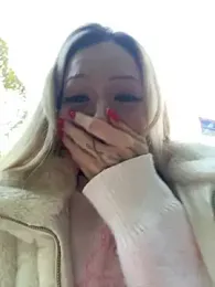 babydolll stripchat stream image