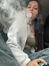 JulliaVegas stripchat stream image