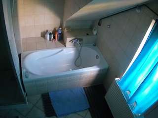 voyeurcam-julmodels-bath-2nd-1 camsoda stream image