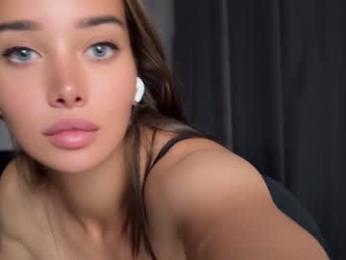 quantum_heart chaturbate stream image