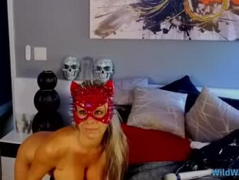 wildwifebarbie chaturbate stream image