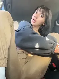 JulliaVegas stripchat stream image