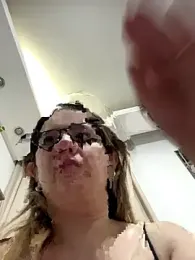 amooraaamoon stripchat stream image