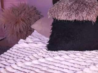 izzywild camsoda stream image