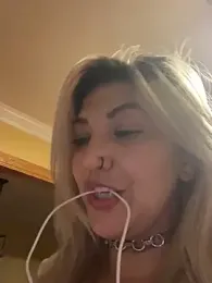 LittleMissEeve stripchat stream image