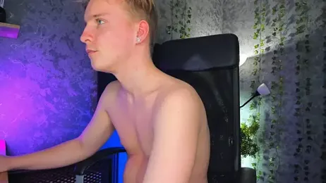 AlexxSweet stripchat stream image