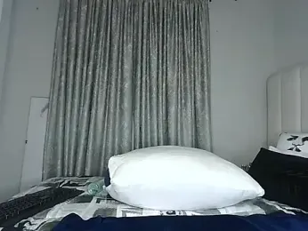 Bustygoddess32 stripchat stream image