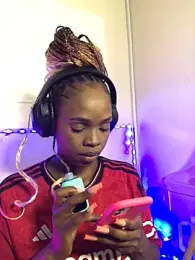 LuciousLips96 stripchat stream image