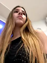 Lolykush stripchat stream image