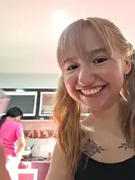 Pinkie_Princes stripchat stream image