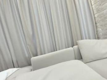 ehotlovea chaturbate stream image