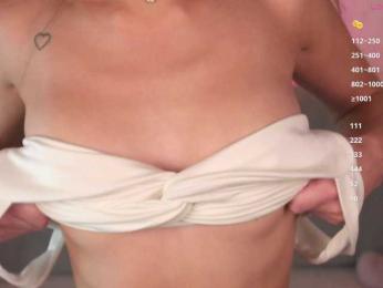 ilittleheart bongacams stream image