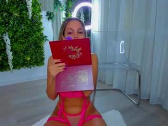 zinasquirts chaturbate stream image