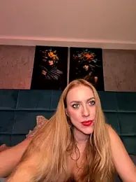 AlyaSeduce stripchat stream image