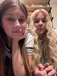 mmelicious stripchat stream image