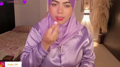 shayla_18 stripchat stream image