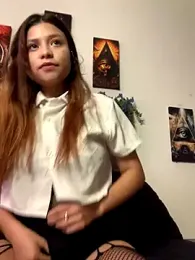 3littleschoolteens stripchat stream image