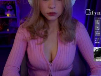 fymryn bongacams stream image