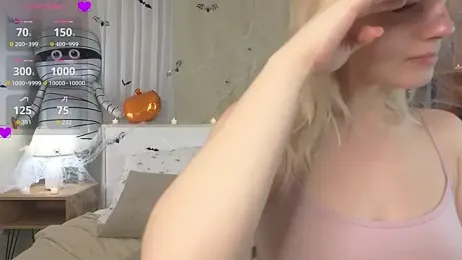 EdlaHewell stripchat stream image