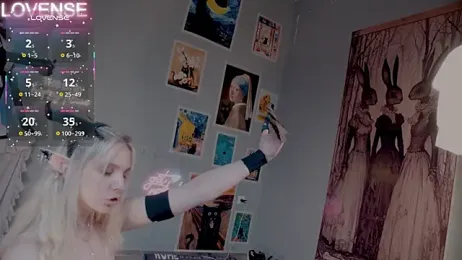 Careful_i_bite stripchat stream image